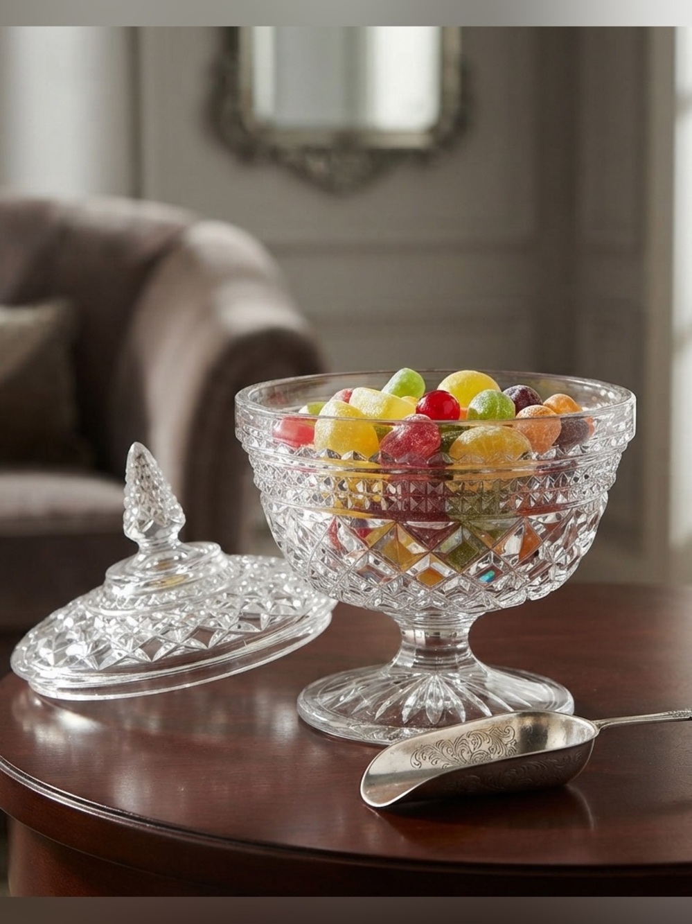 Anchor Hocking Wexford Clear Candy Dish With Diamond Cut Clear Glass.